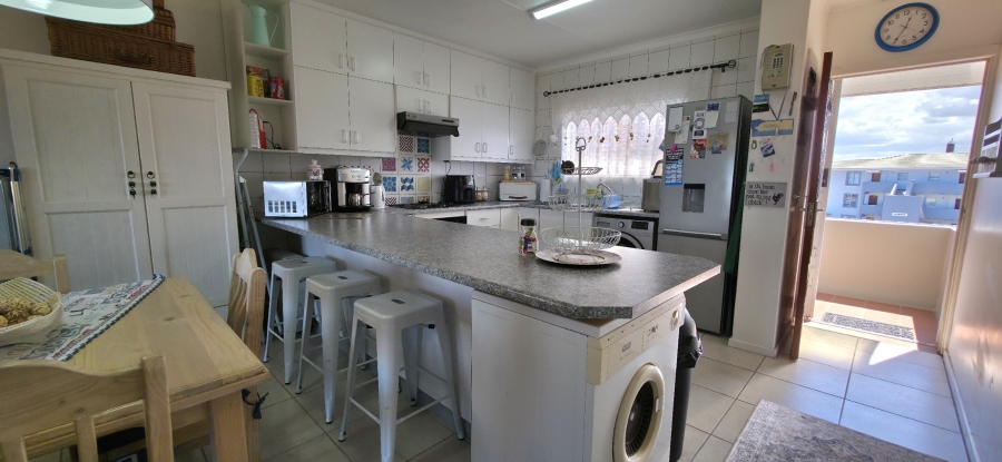 2 Bedroom Property for Sale in Bayview Western Cape